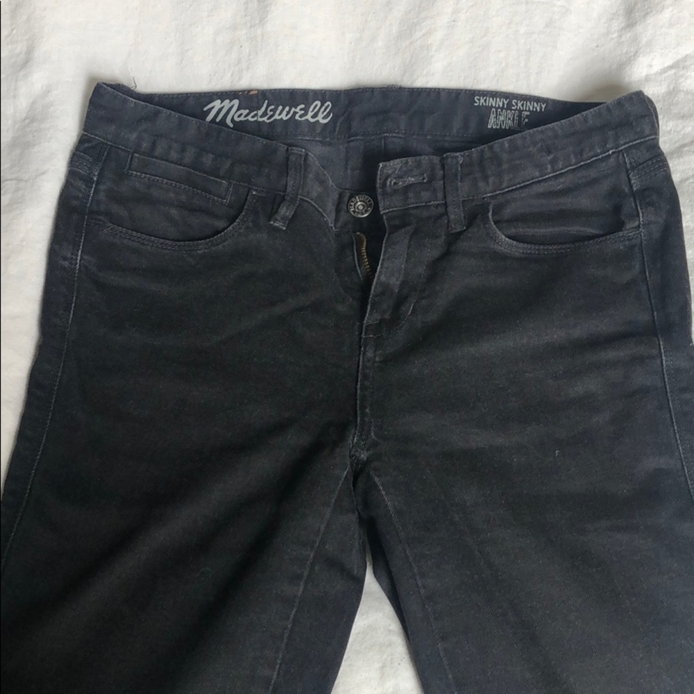 Madewell black wash skinny ankle jeans size 25
